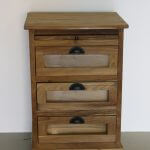 teak nachtkastje met 3 laden