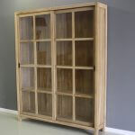 teak boekenkast met glazen schuifdeuren