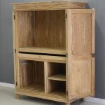 kleine computerkast van teakhout