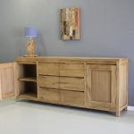 dressoir strak afgewerkt teakhout