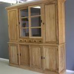 grote winkelkast van teakhout