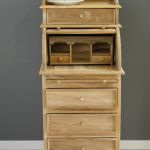 Kleine secretaire van teakhout