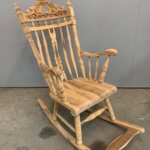 schommelstoel van teakhout