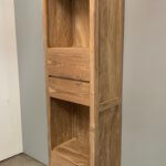 hoge smalle teak kast