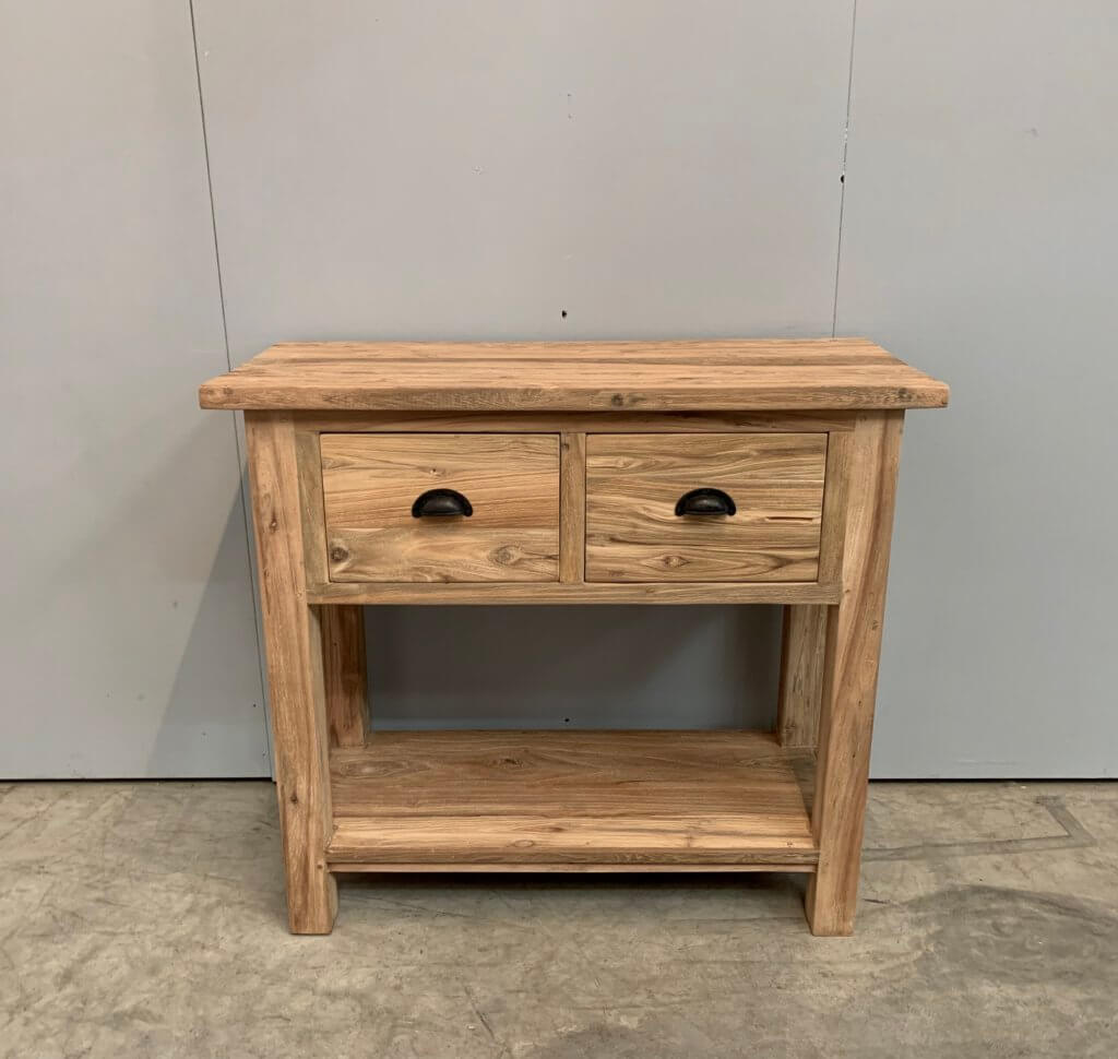 Robuust afgewerkte sidetable