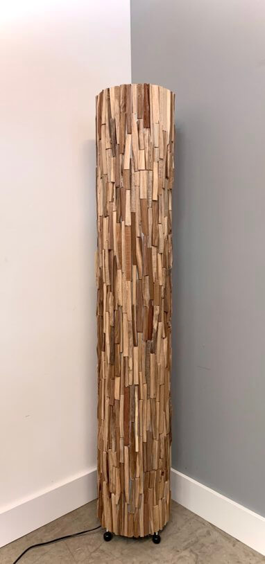 Sfeervolle lampen met teakhout