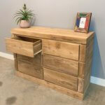 Modern dressoir met 6 laden van teakhout