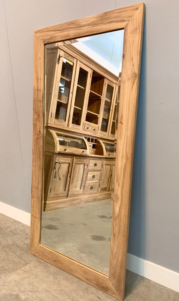 spiegel met teaklijst