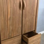 la met rails close up