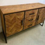 dressoir met visgraat