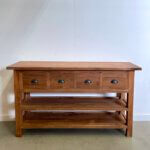 Sidetable 140 cm breed