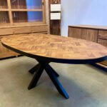 ovale visgraat tafel