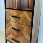 Boekenkast visgraat en staal