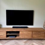 Hangend tv-meubel teakhout