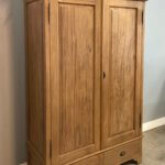 Smalle demontable teakkast