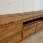Close-up teak tv-meubel