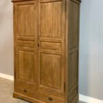 Demontabele teak linnenkast