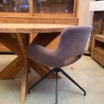 stoel gestoffeerd met teddy stof bruin