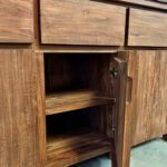 Moderne Dingklik kast close-up