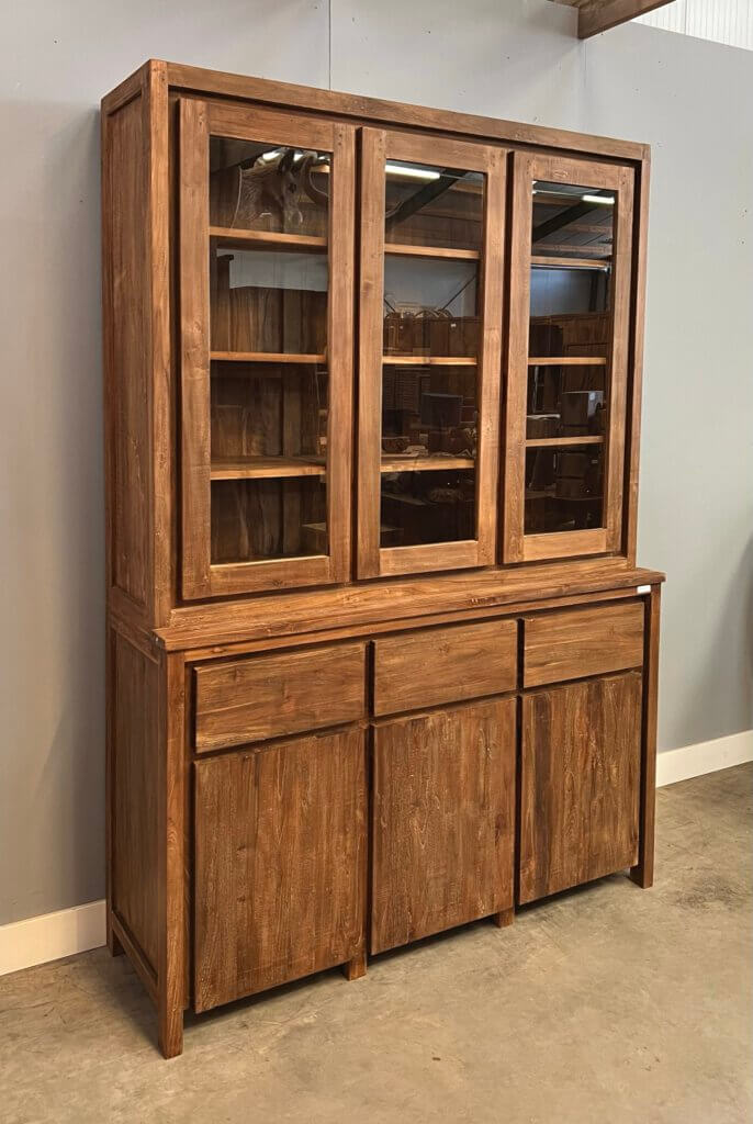 Moderne indoteak kast