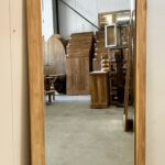 Grote spiegel met teakhouten lijst