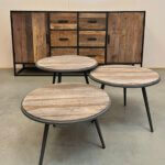 Speelse set van 3 salontafels gemaakt van teakhout