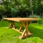 Teak tuin kloostertafel close-up