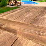 Close-up van de dwarsbalk indoteak