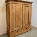 Demontabele teakkast met gesloten deuren