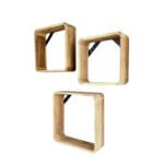 Wand kubus gemaakt van teakhout indoteak