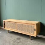 tv-meubel teakhout met rotan